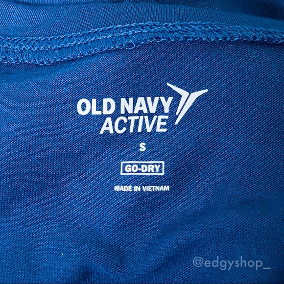Old Navy | Cutout-Back Performance Tee - Picture 3 of 5